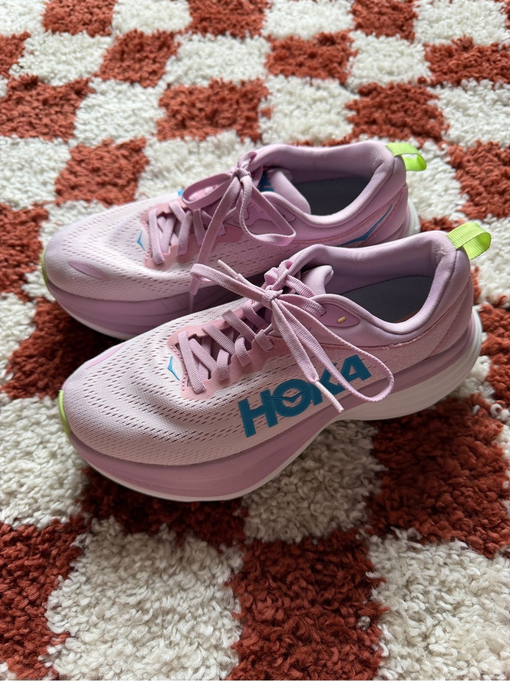 Hoka Bondi 8 size 6.5m pink